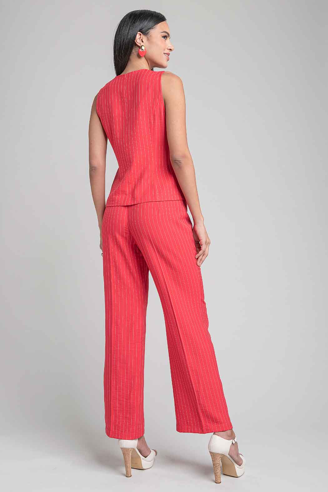 Conjunto De Pantalon Con Chaleco De Rayas