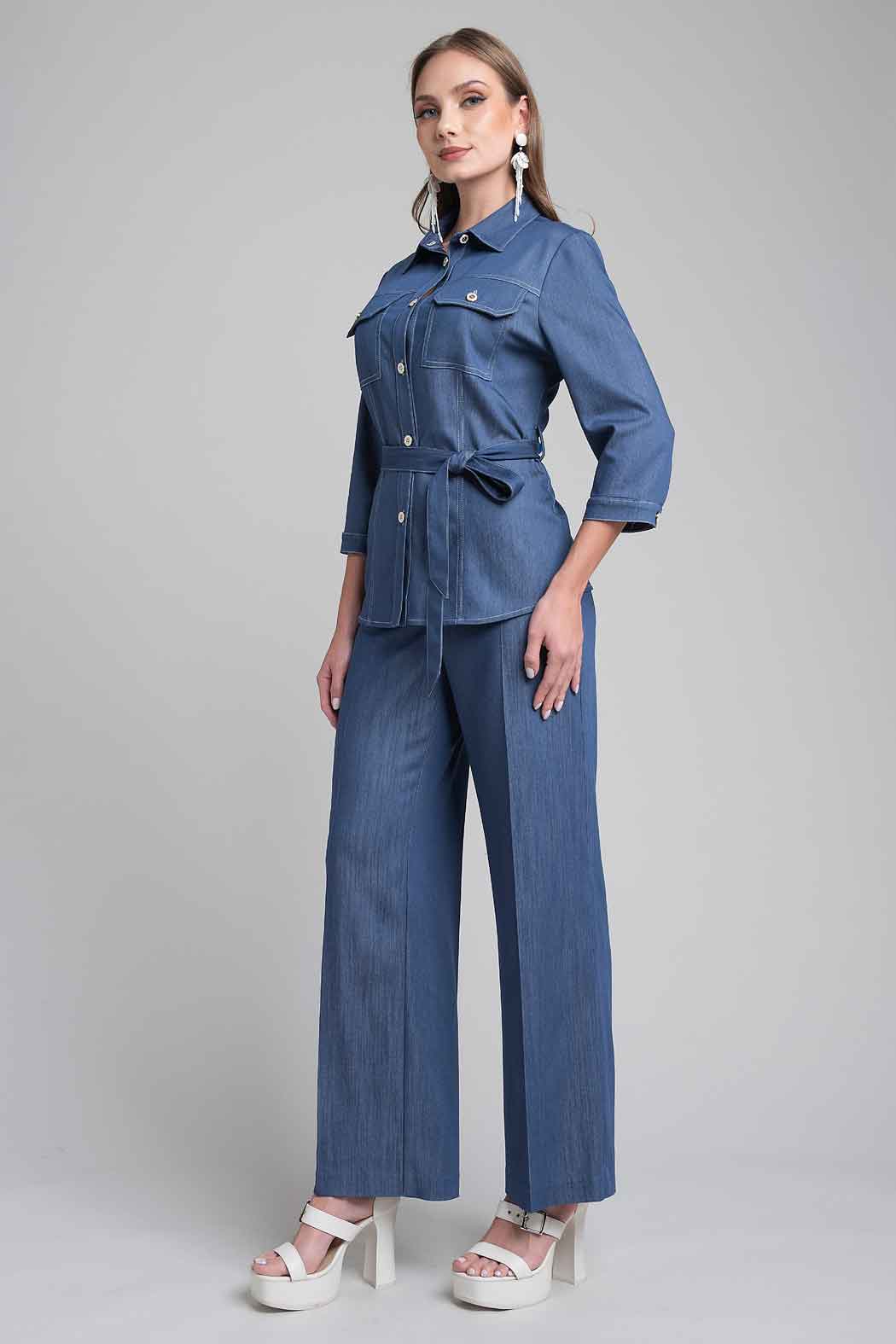 Conjunto De Pantalon Y Blusa Con Cinturon