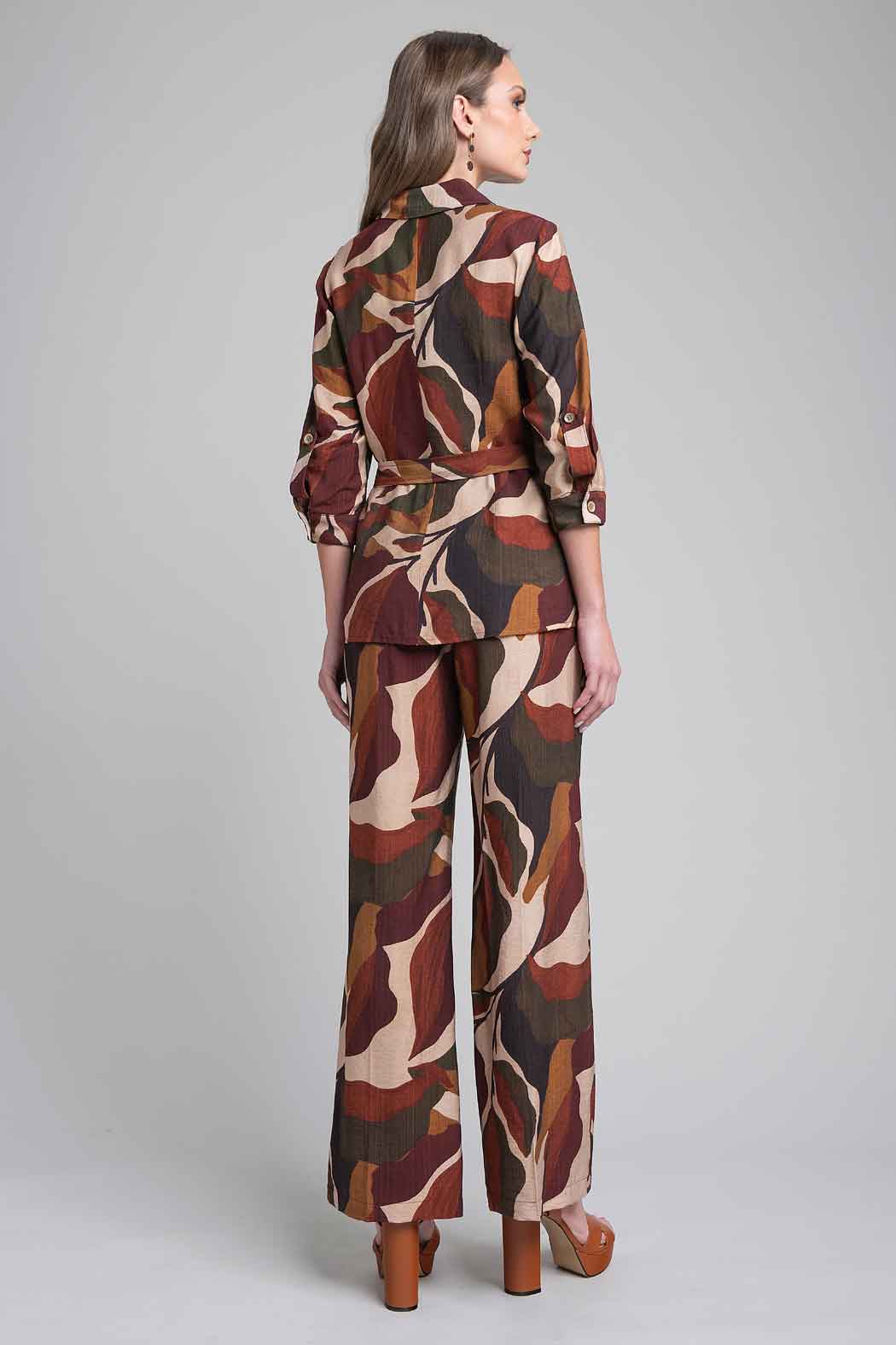 Conjunto De Pantalon Y Blusa Estampado