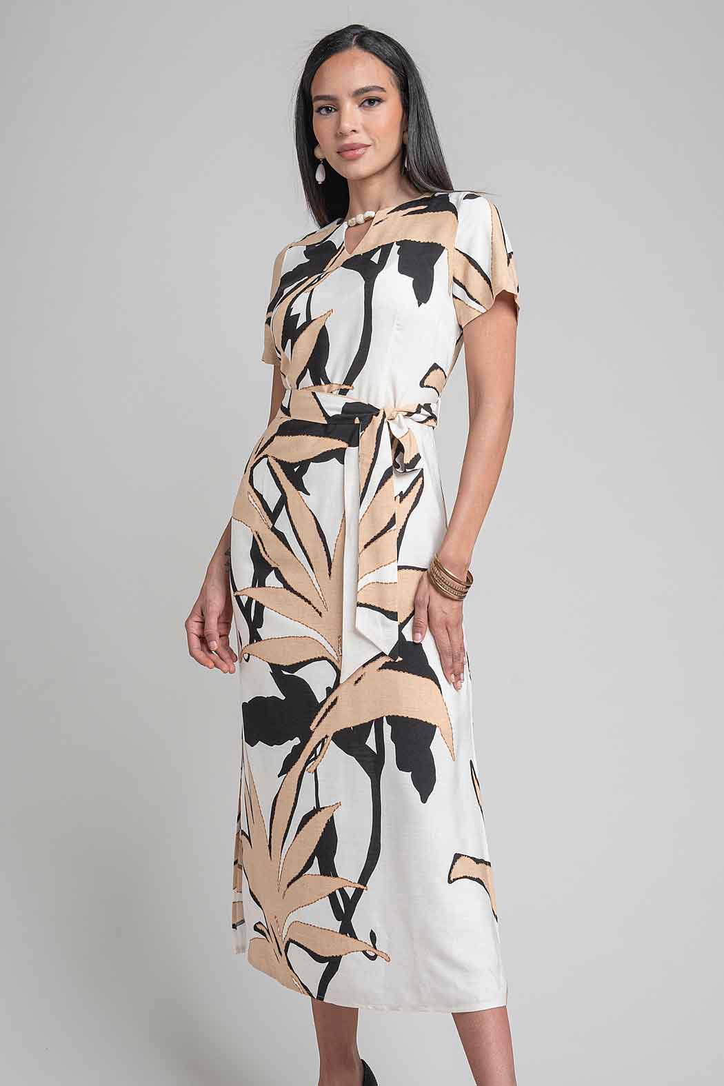 Maxi Vestido Estampado Con Manga Corta