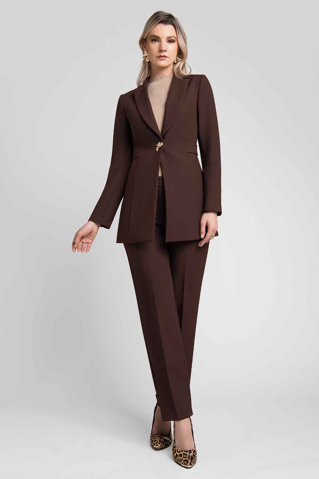 Conjunto De Pantalon Con Saco Largo