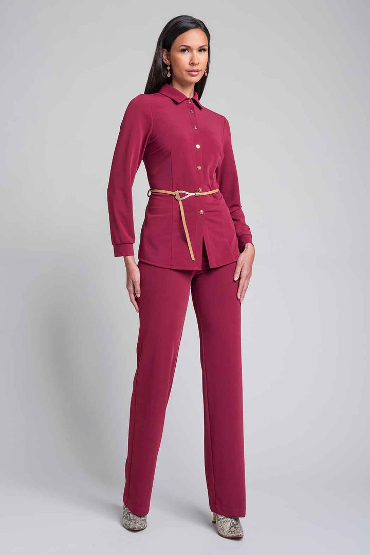 Conjunto De Pantalon Y Blusa Con Cinturon