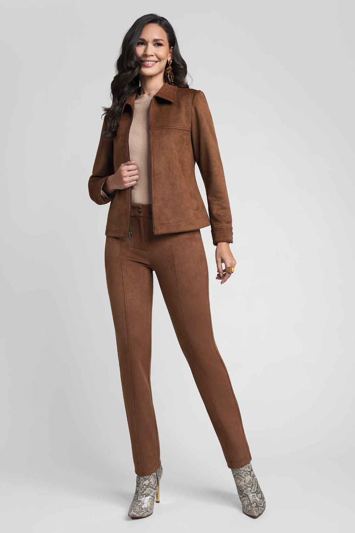 Conjunto De Pantalon Con Chamarra De Gamusa