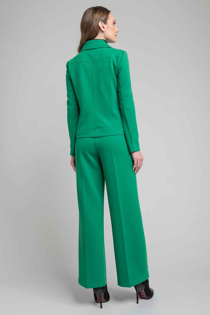 Conjunto De Pantalon Con Chamarra Liso