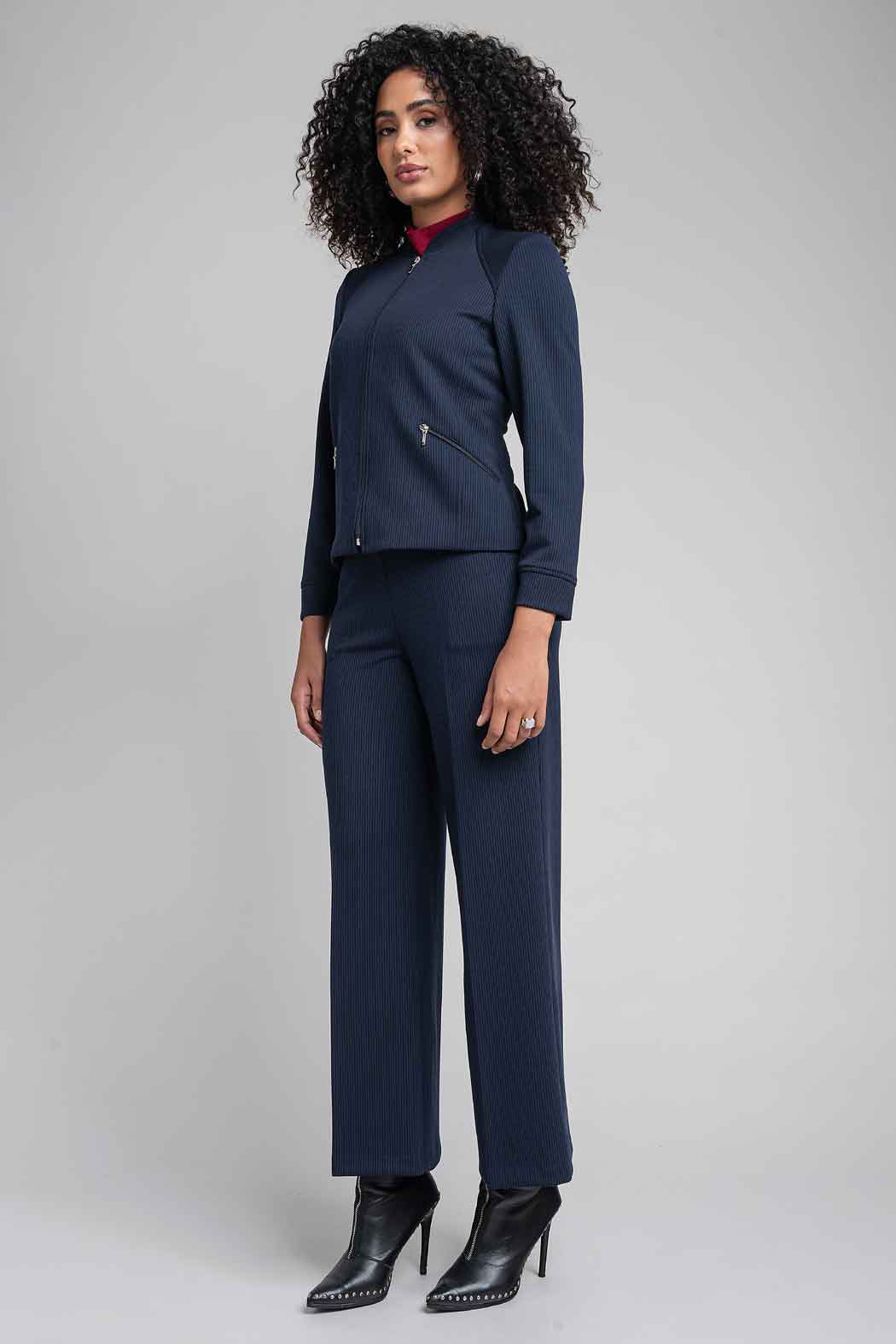 Conjunto De Pantalon Con Chamarra Liso