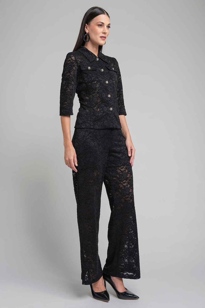 Conjunto De Pantalon Con Blusa De Encaje