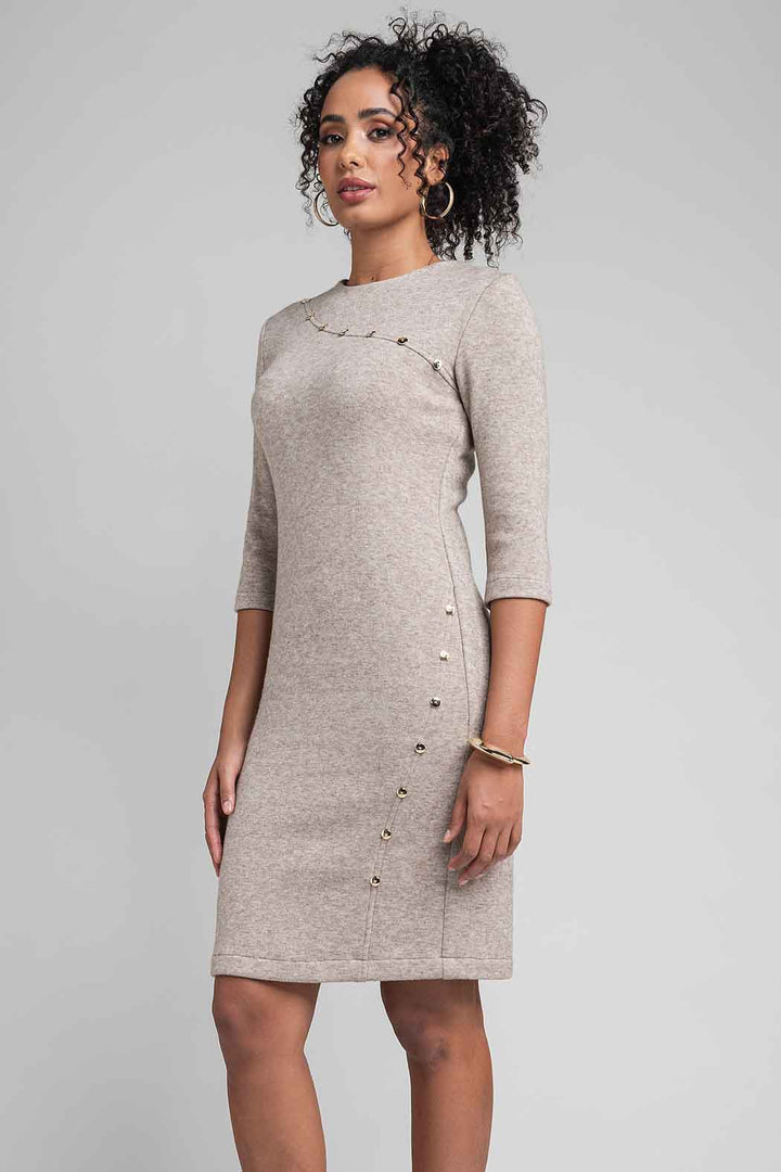 Vestido Jaspeado Con Detalles Dorados