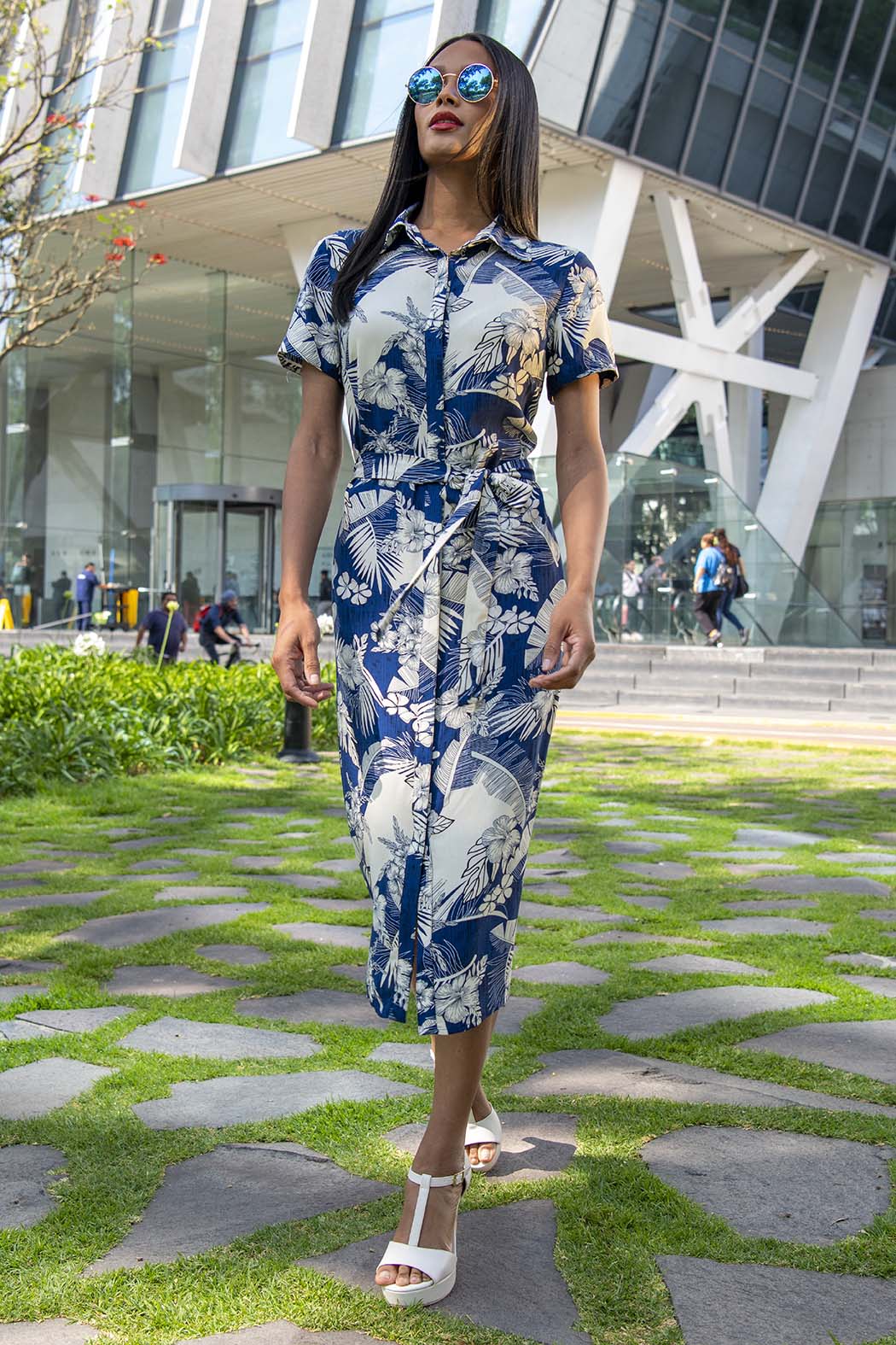 Vestido Camisero Con Estampado De Flores