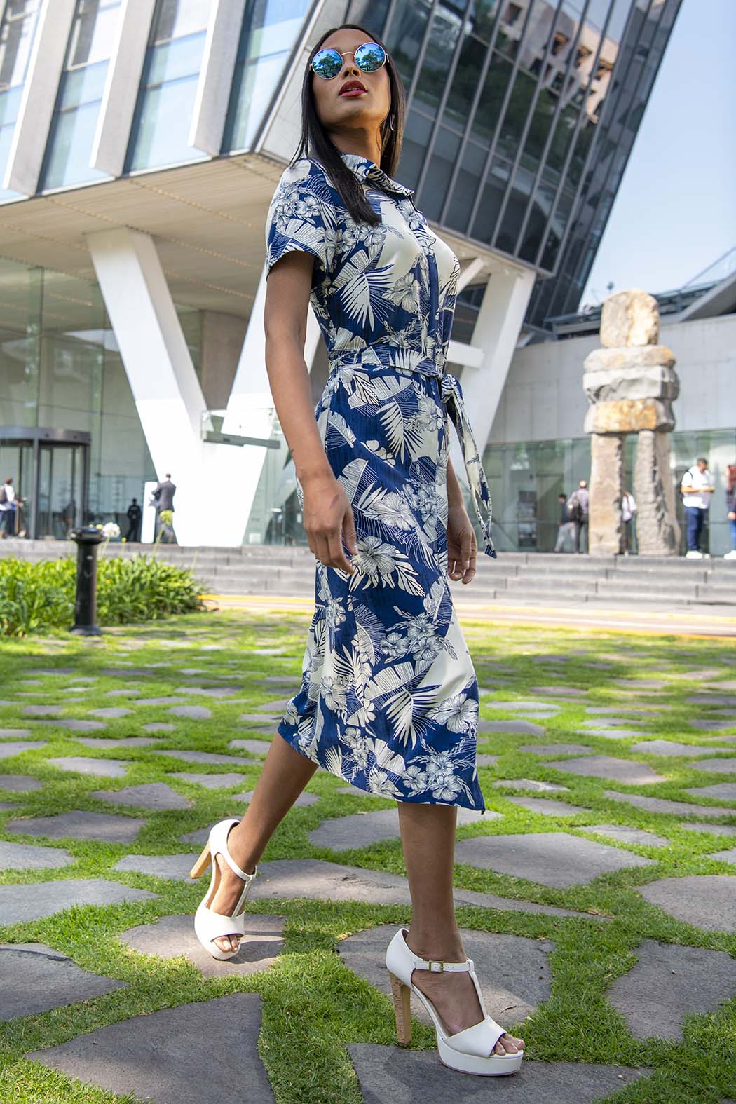 Vestido Camisero Con Estampado De Flores