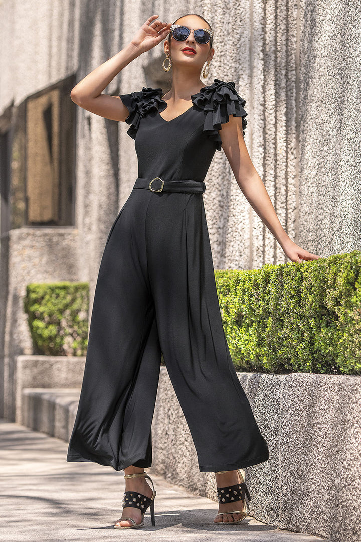 Jumpsuit Liso Sin Mangas Con Olanes En Hombros Y Cinturon