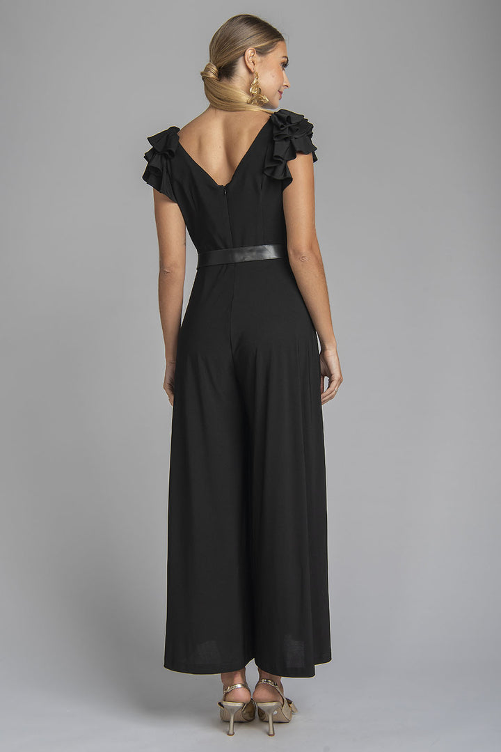 Jumpsuit Liso Sin Mangas Con Olanes En Hombros Y Cinturon