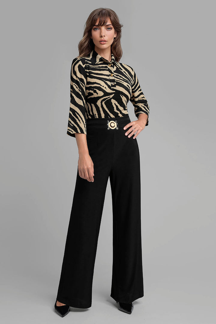 Conjunto De Pantalon Con Blusa Estampada