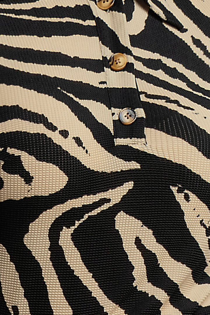 Conjunto De Pantalon Con Blusa Estampada