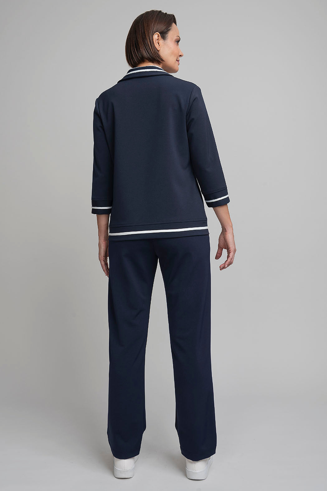 Conjunto De Pantalon Con Blusa Cuello Sport