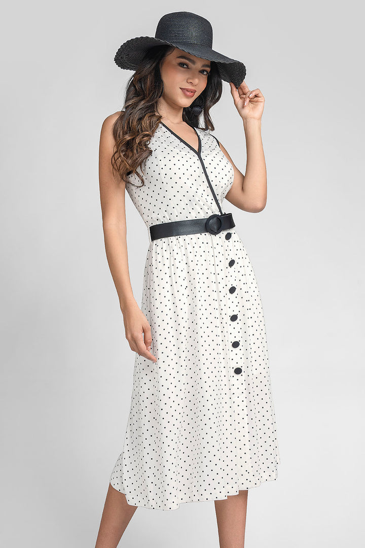 Vestido De Lunares Con Escote Cruzado