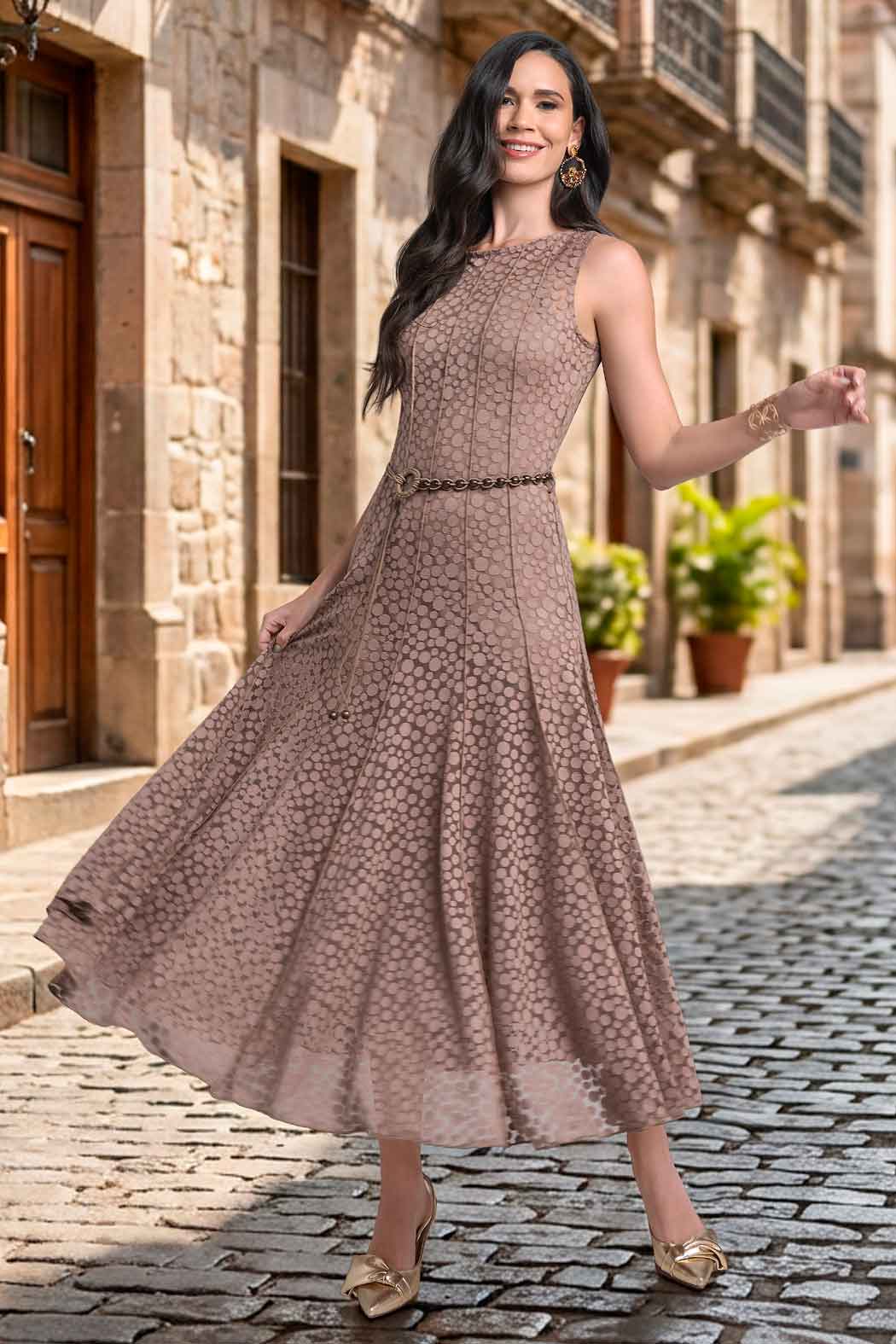 Vestido Sin Mangas Con Cinturon