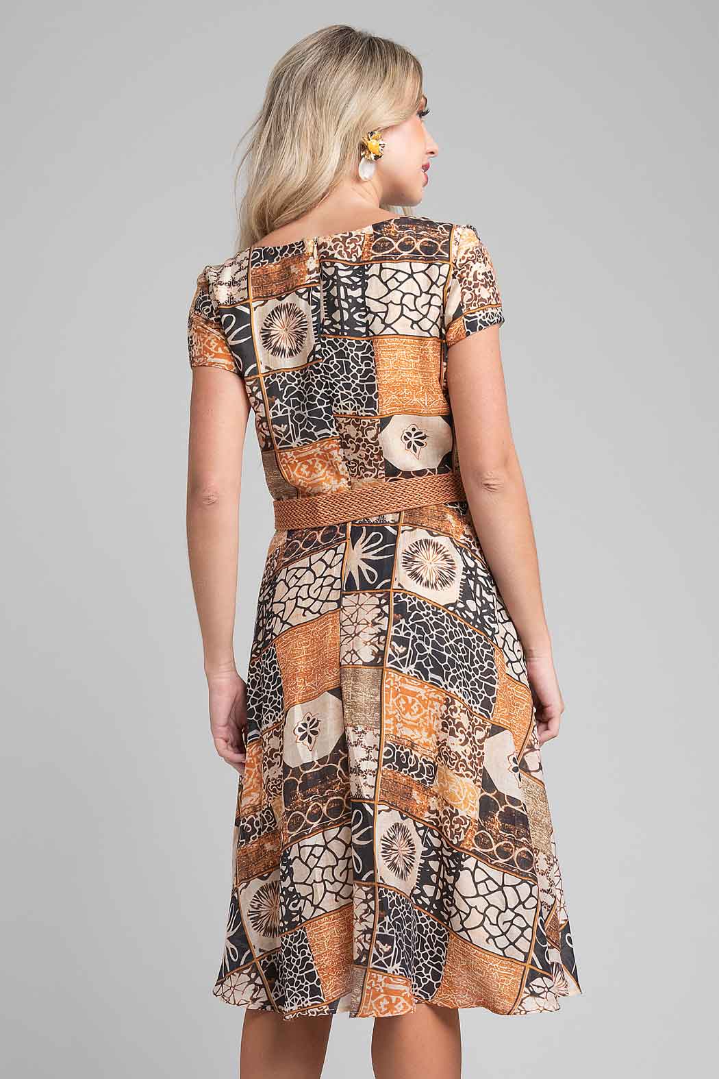 Vestido Estampado Con Cinturon