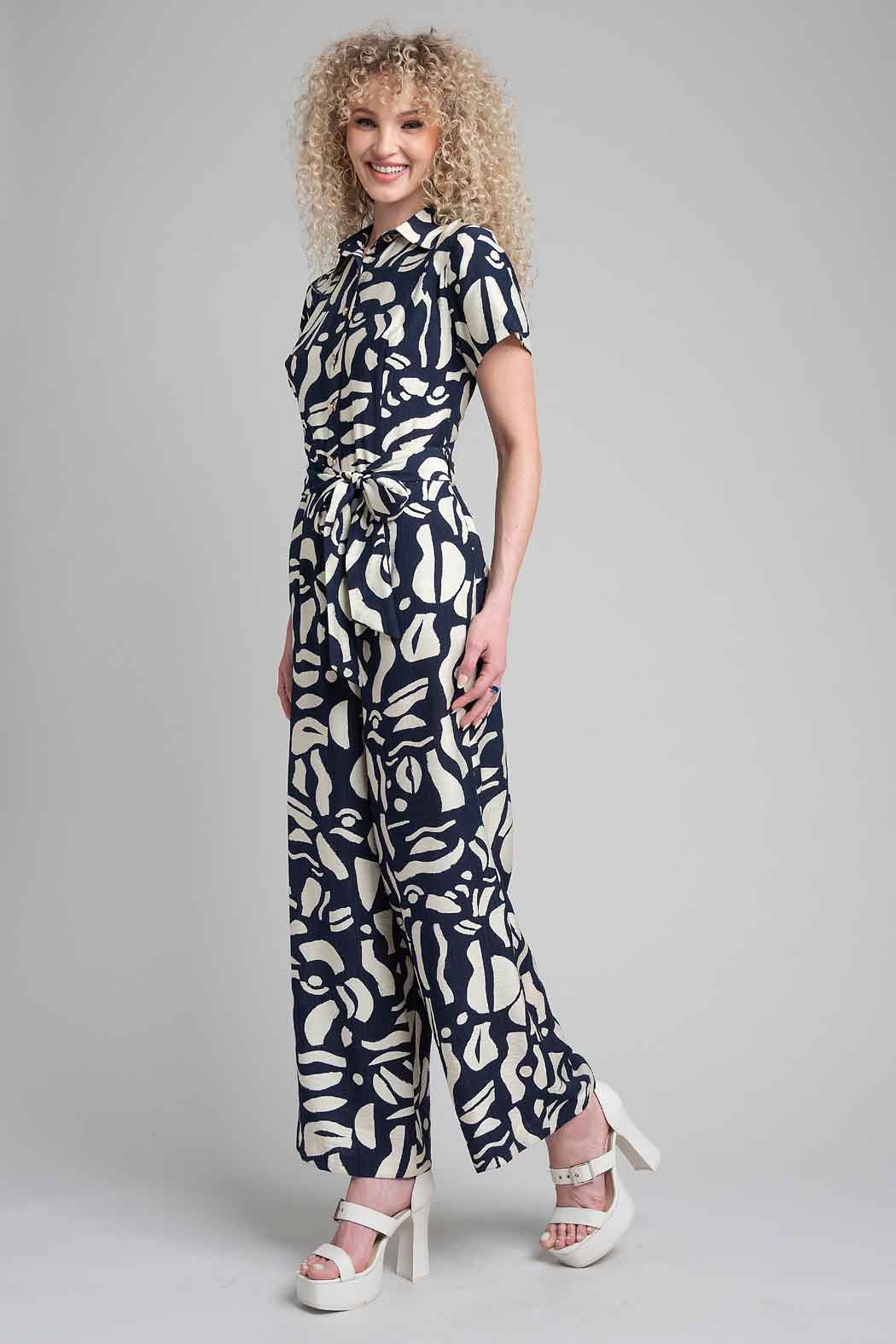 Jumpsuit Estampado Con Manga Corta