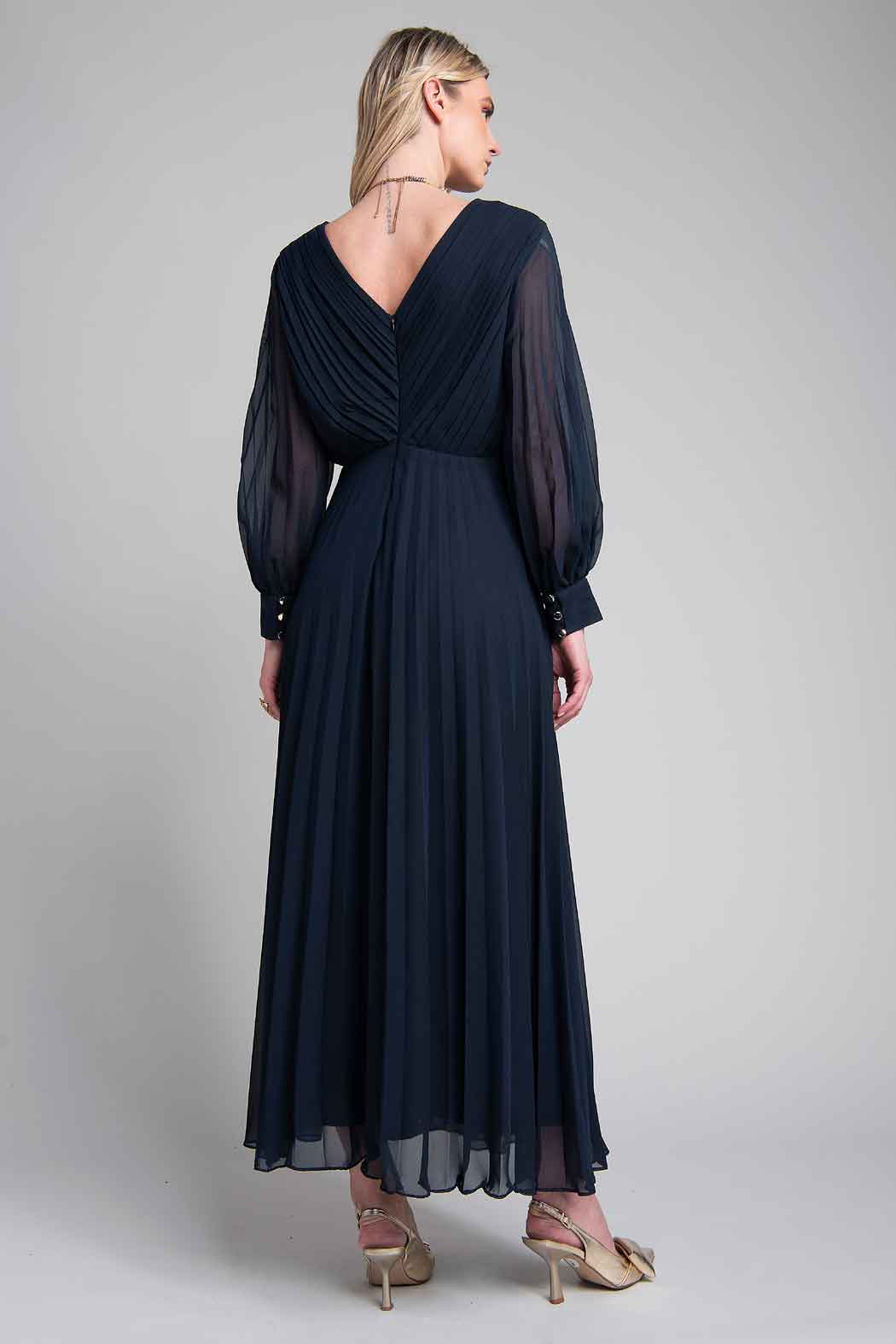 Maxi Vestido Plizado Con Manga Larga