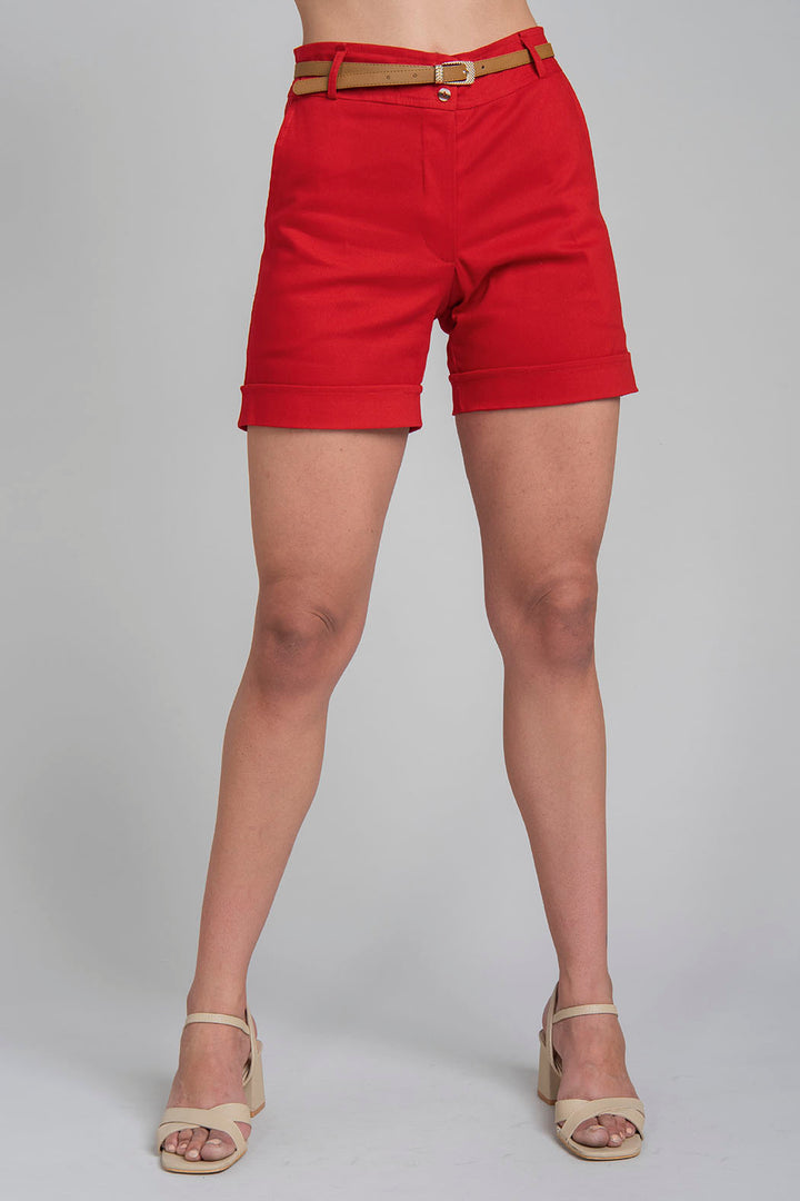 Short Liso Con Bolsas