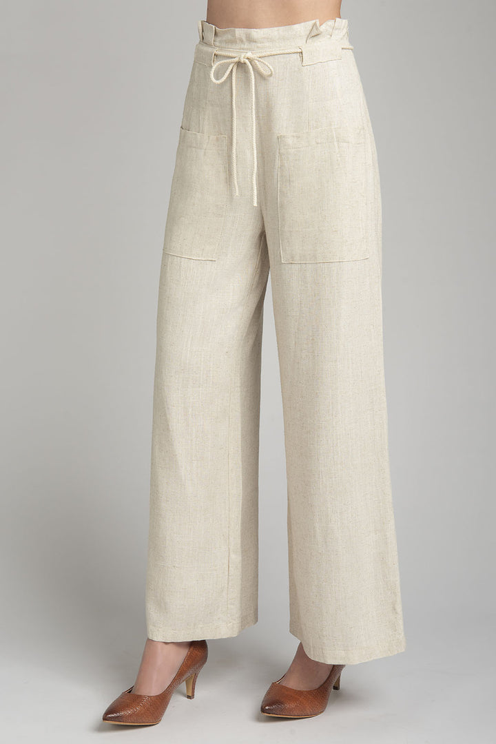 Pantalon Amplio Liso Con Bolsas Al Frente Y Jareta En Cintura