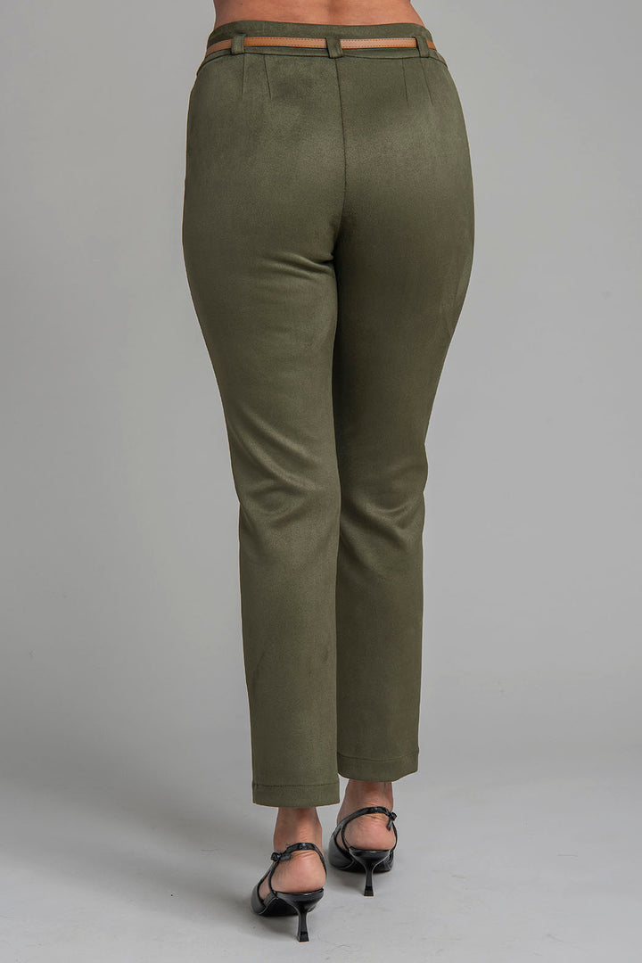 Pantalon De Gamusa Corte Recto Con Cinturon