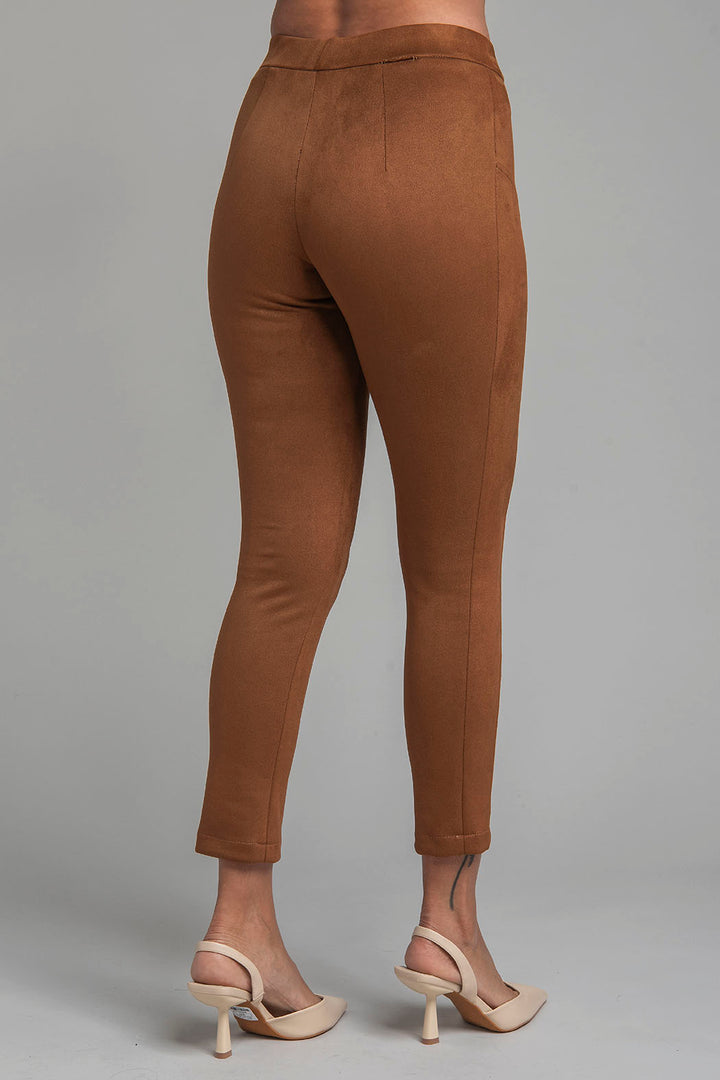 Pantalon De Gamusa Corte Recto