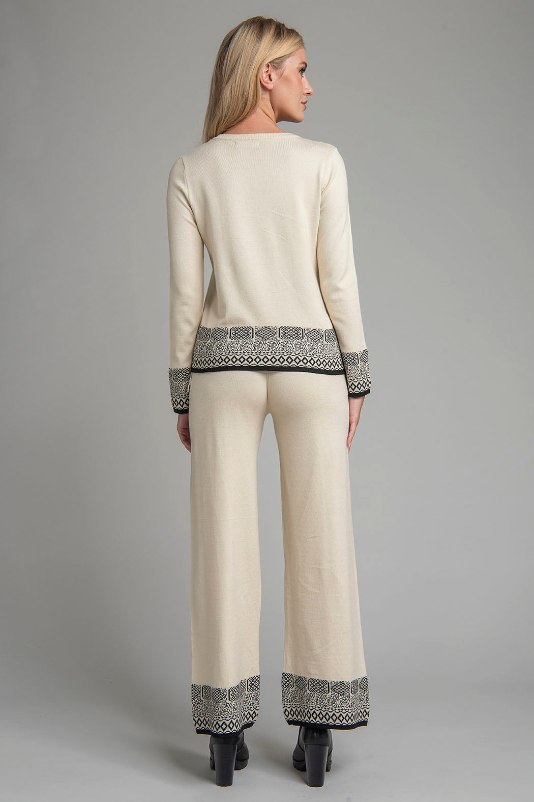 Conjunto De Pantalon Y Sueter De Punto