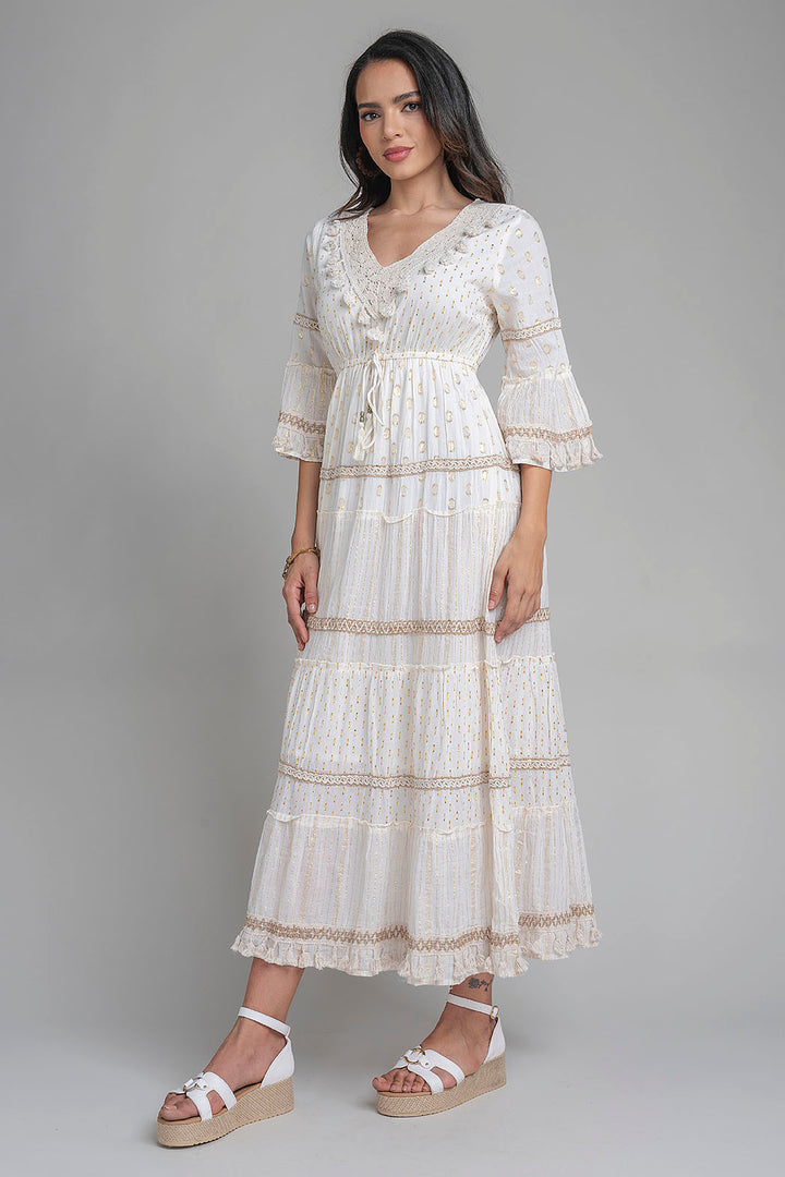 Vestido Largo Con Detalles Bordados