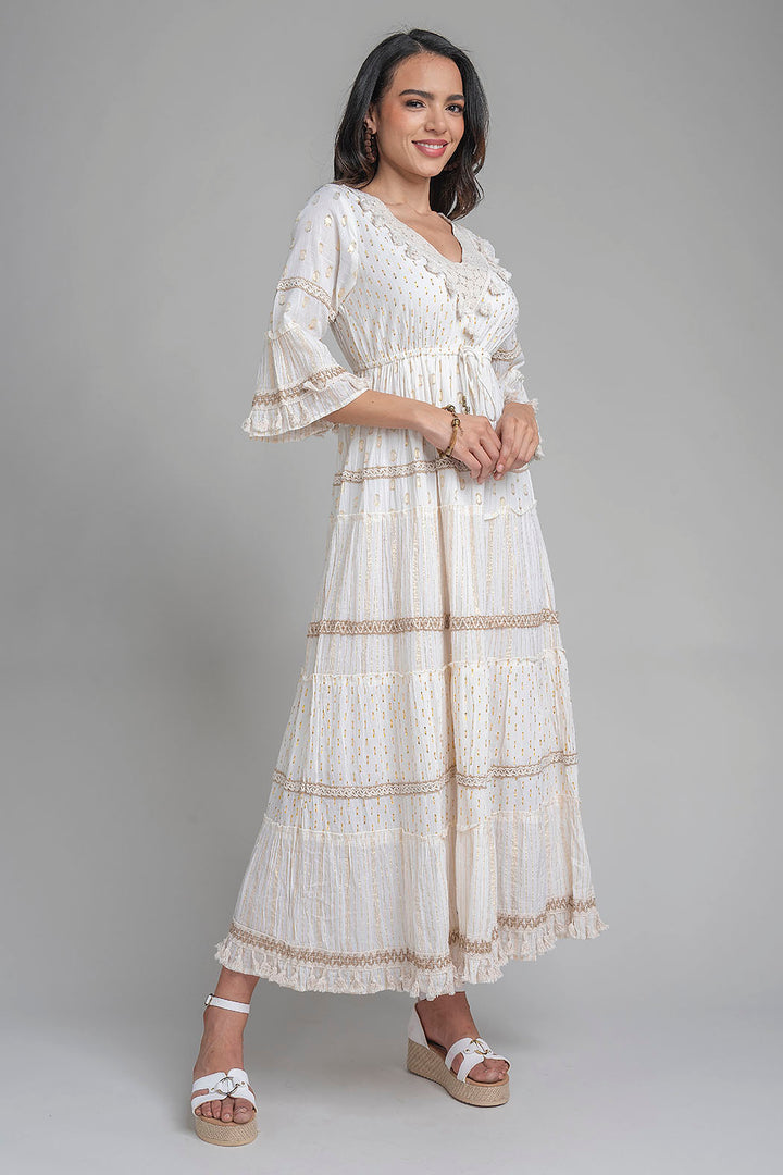 Vestido Largo Con Detalles Bordados