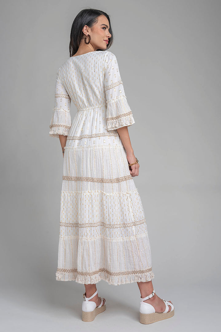 Vestido Largo Con Detalles Bordados