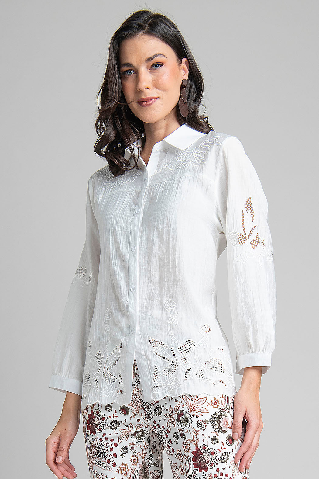 Blusa Camisera De Manga Larga Con Bordado