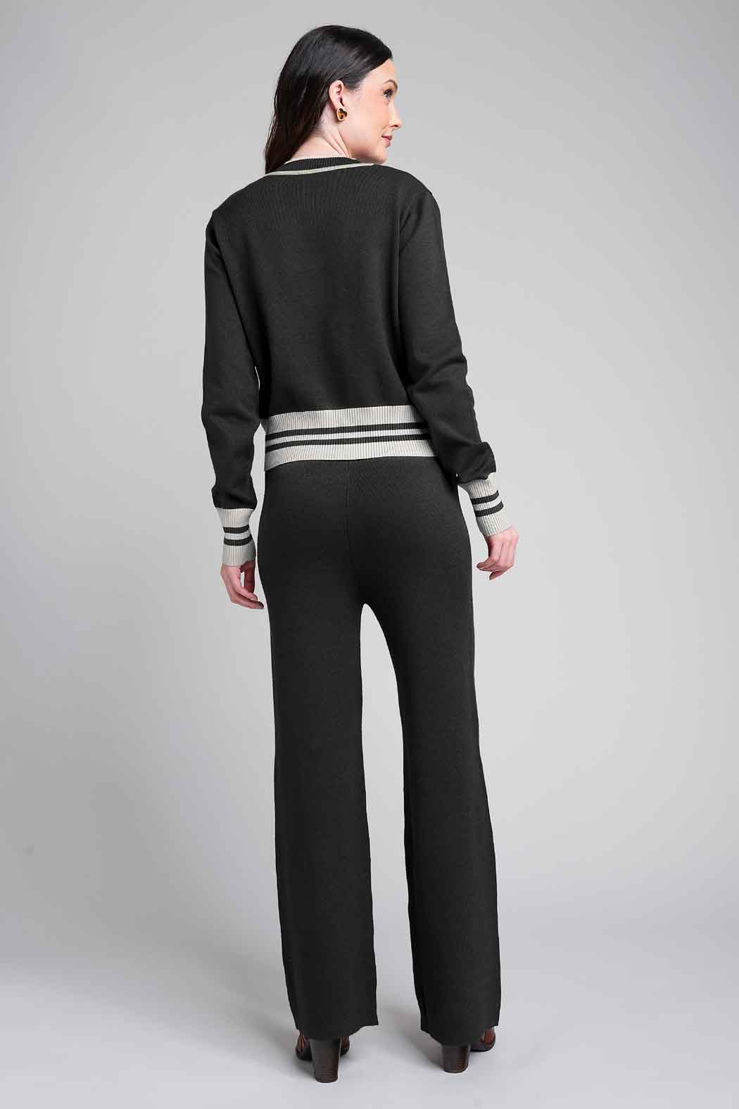 Conjunto De Pantalon Con Sueter De Punto