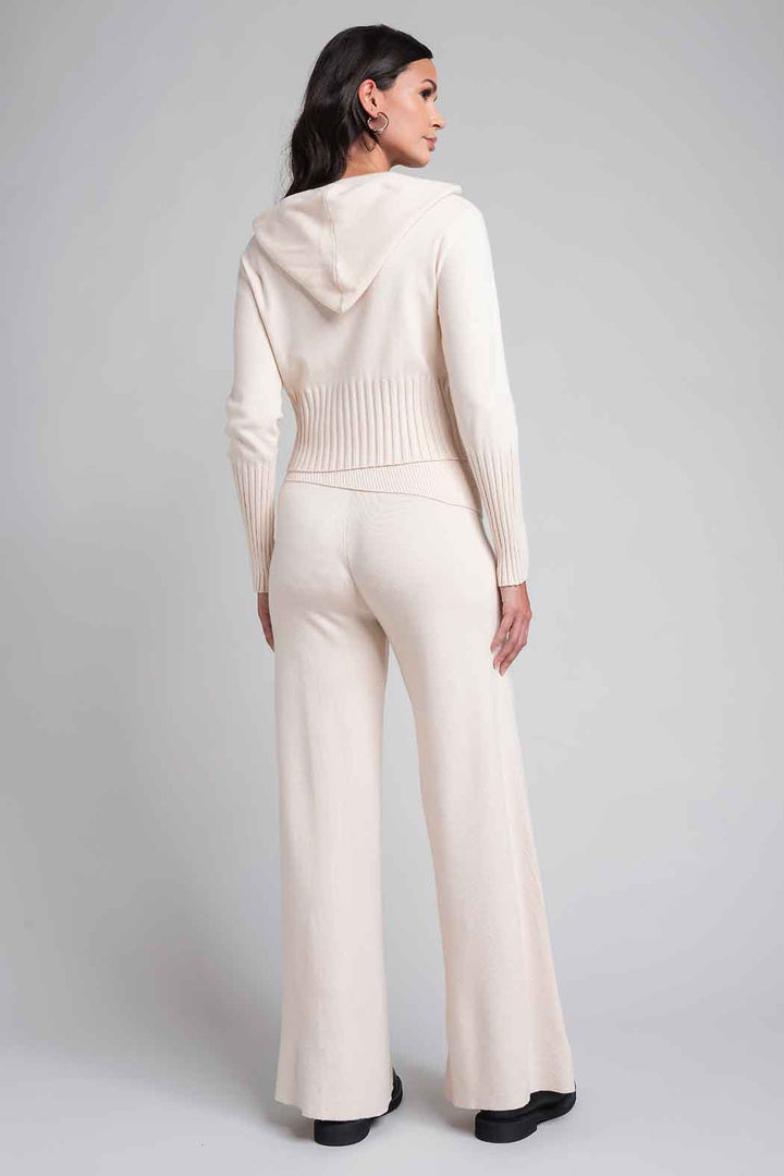 Conjunto De Punto Con Chamarra Corta