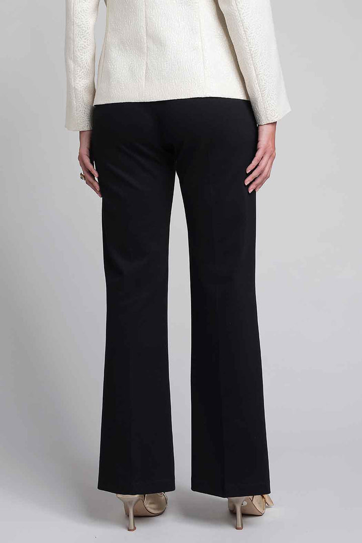 Pantalon Tiro Alto Acampanado Con Hebilla Metalica