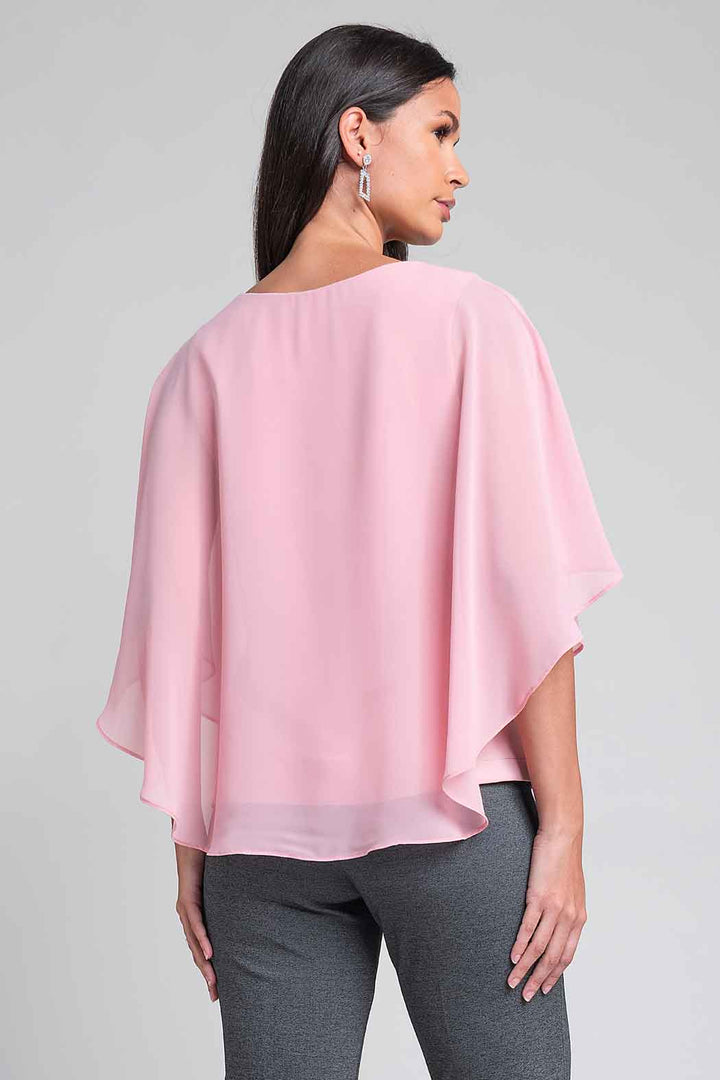 Blusa Con Escote En V Y Detalle De Pedrería En Escote
