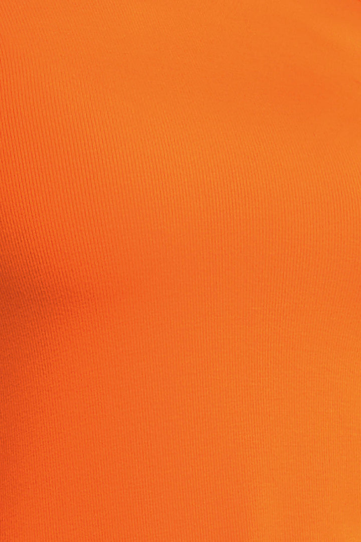 Blusa Lisa De Manga Larga Y Cuello Alto