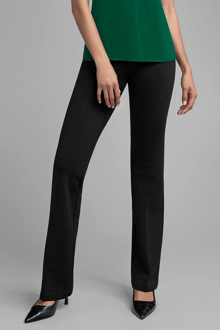 Pantalón Corte Recto Con Bolsas Traseras