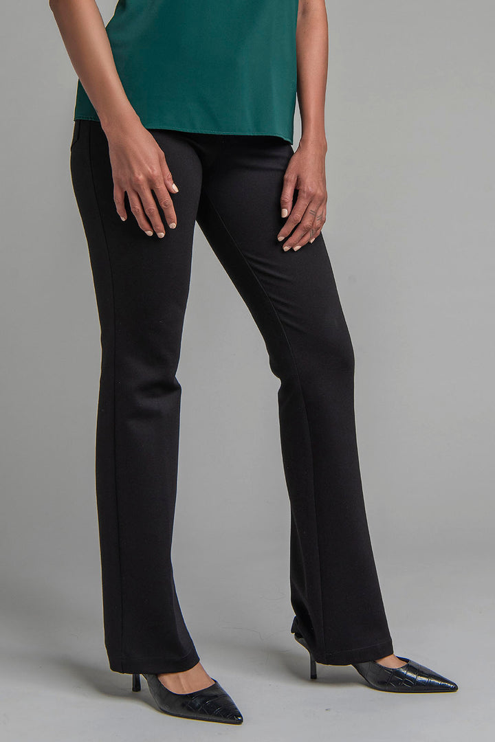 Pantalón Corte Recto Con Bolsas Traseras
