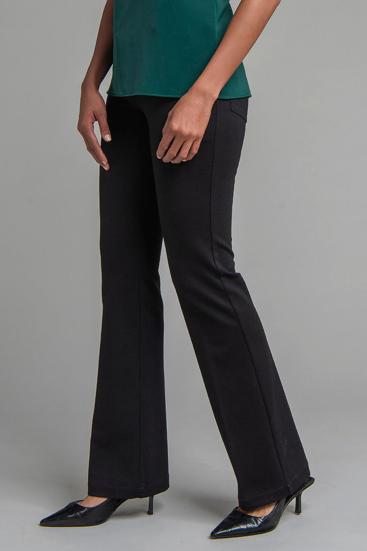 Pantalón Corte Recto Con Bolsas Traseras