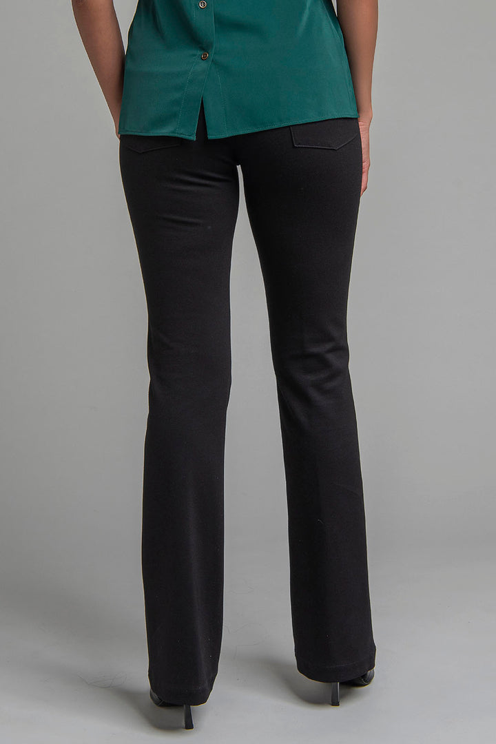 Pantalón Corte Recto Con Bolsas Traseras