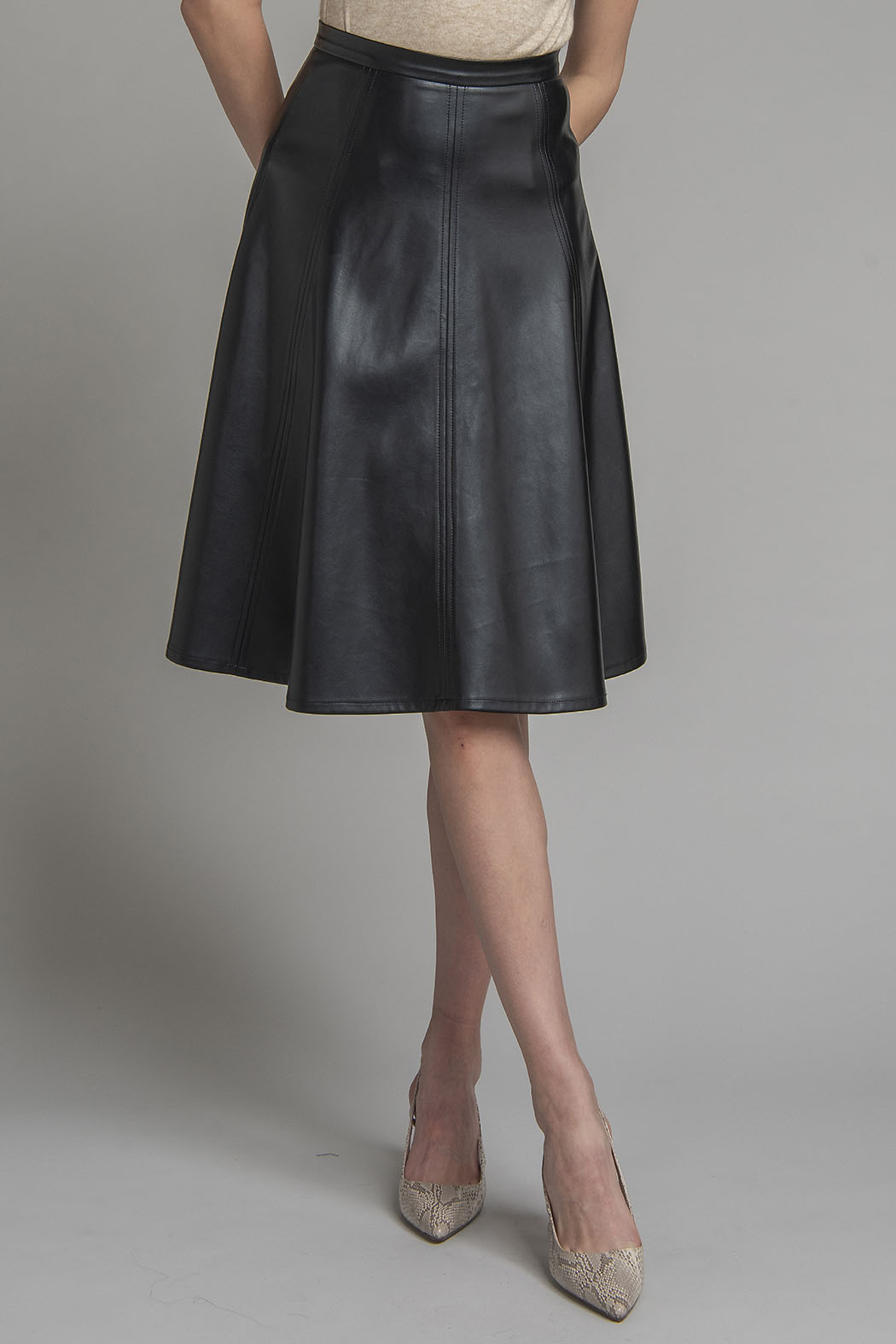 Falda Larga De Piel Corte Circular