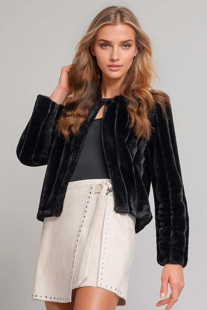 Abrigo Corto De Peluche