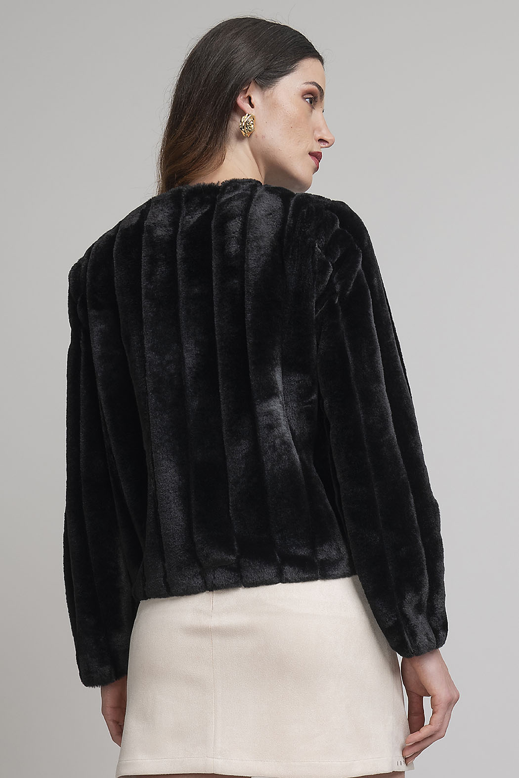 Abrigo Corto De Peluche