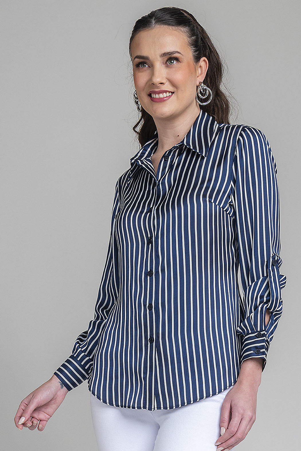 Blusa Camisera De Satin Con Rayas