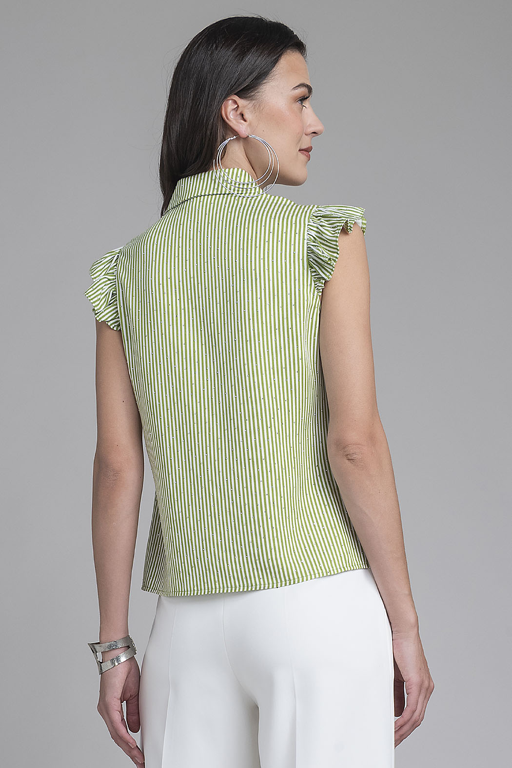 Blusa De Rayas Con Olanes En Mangas