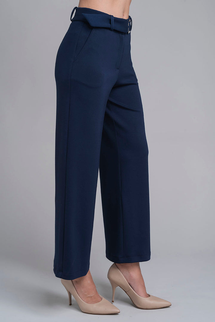 Pantalon Corte Recto Con Cinturon