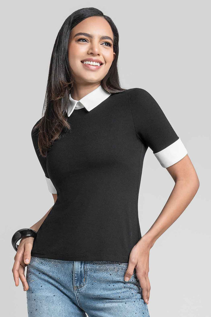 Blusa Con Cuello Camisero Y Manga Corta