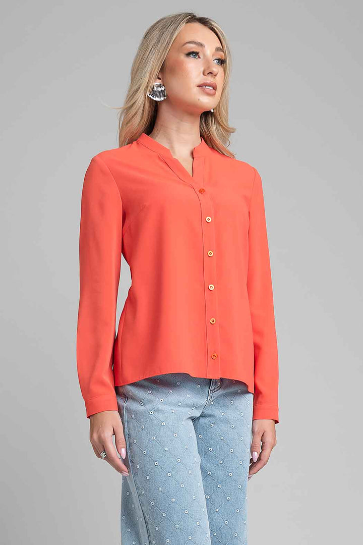 Blusa Lisa Camisera Con Manga Larga