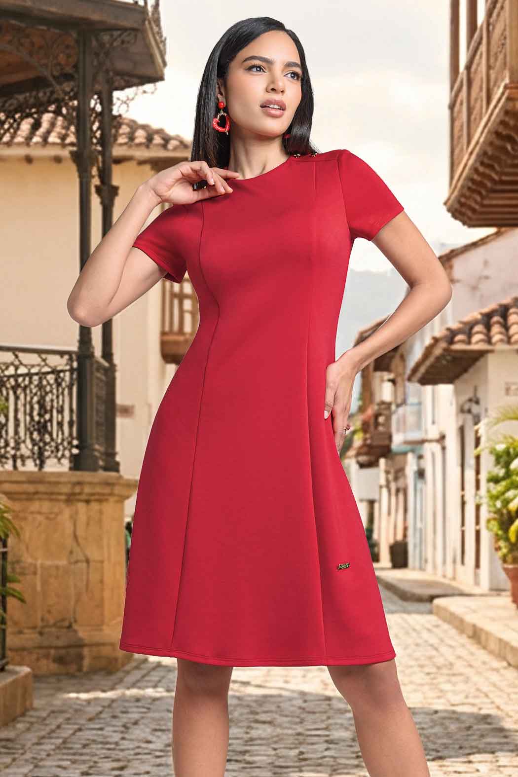 Vestido Liso Con Botones En Hombro